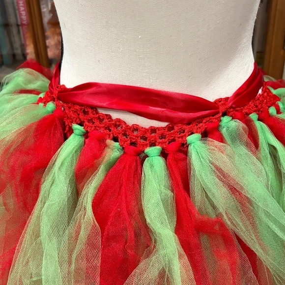 Christmas Red & Ivy Extra Full LED Lit Maxi Tulle Skirt - Picture 2 of 10